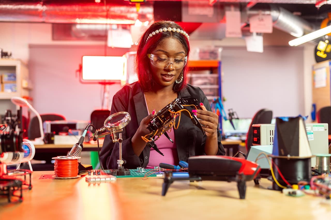Electronics & Hardware Repair